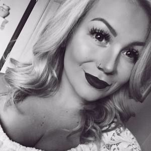 Meet your Posher, Annette